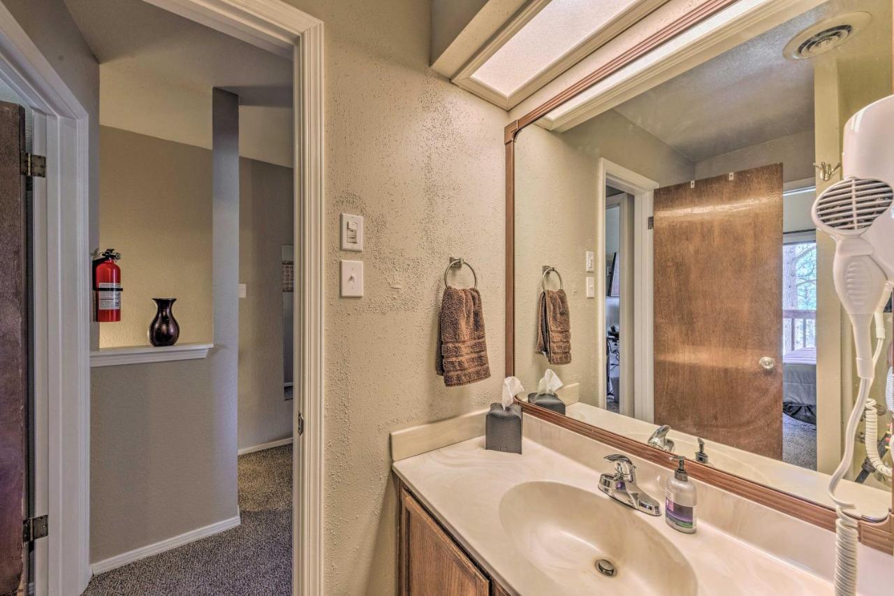 Forested Ruidoso Condo With Deck And Fireplace! Luaran gambar